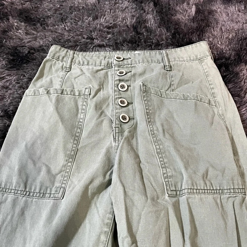 pistola cropped utility